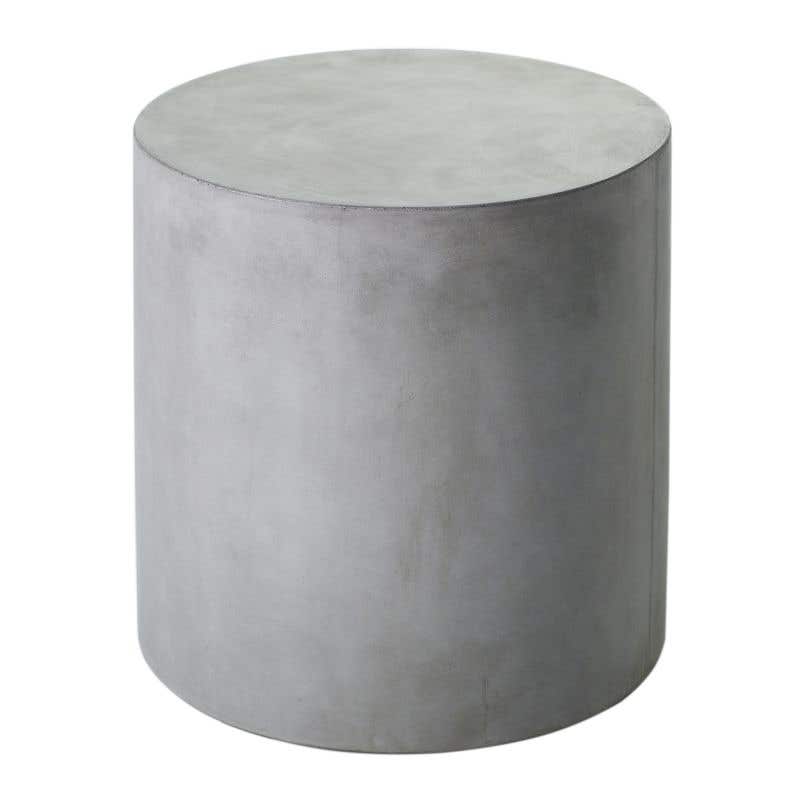 Holloway Round Concrete Accent Table | New Outdoor Living