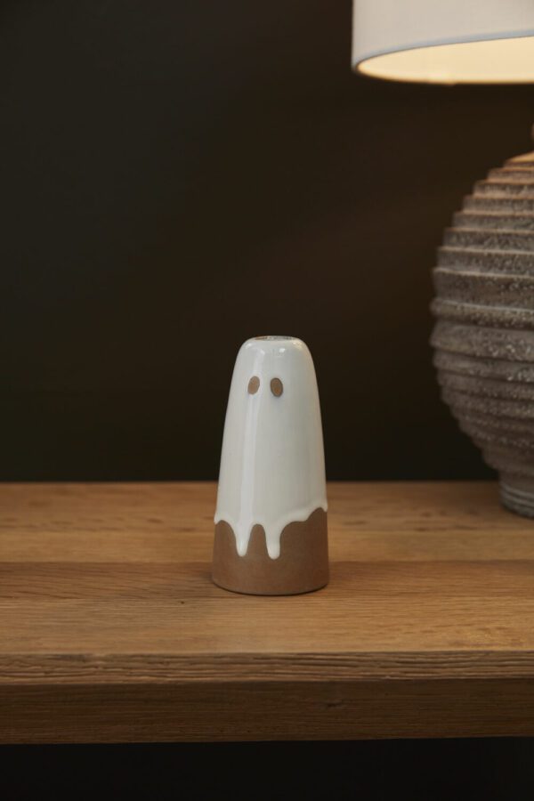 Small Ghosted Budvase