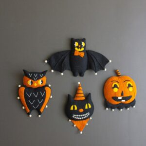 Felt Halloween Wall Hangings