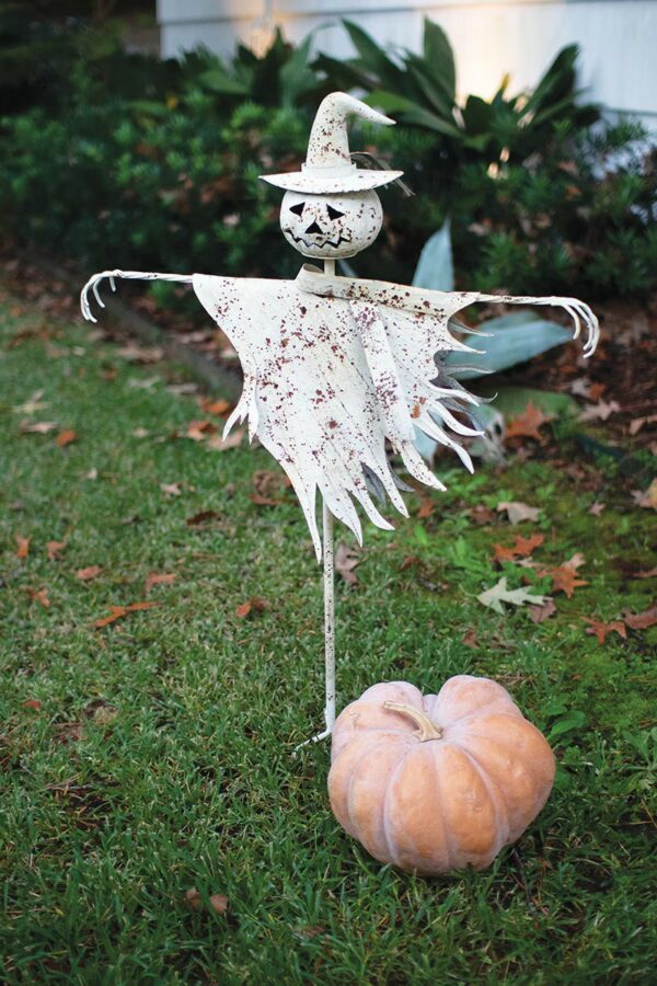 Rustic Metal Scarecrow Yard Stake