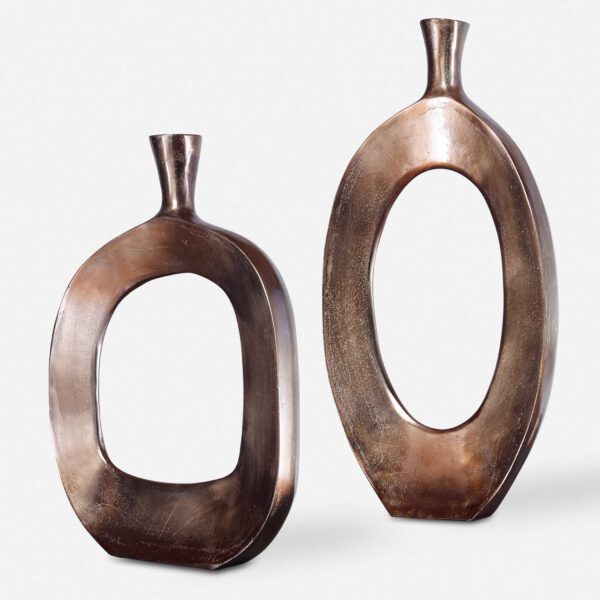 Kyler Vases