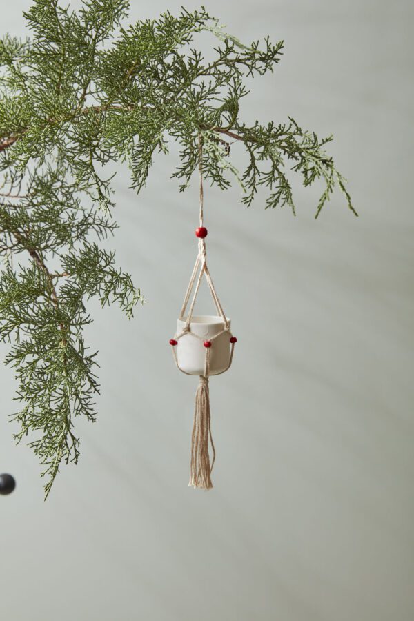 White Macrame Tillandsia Holder Ornament