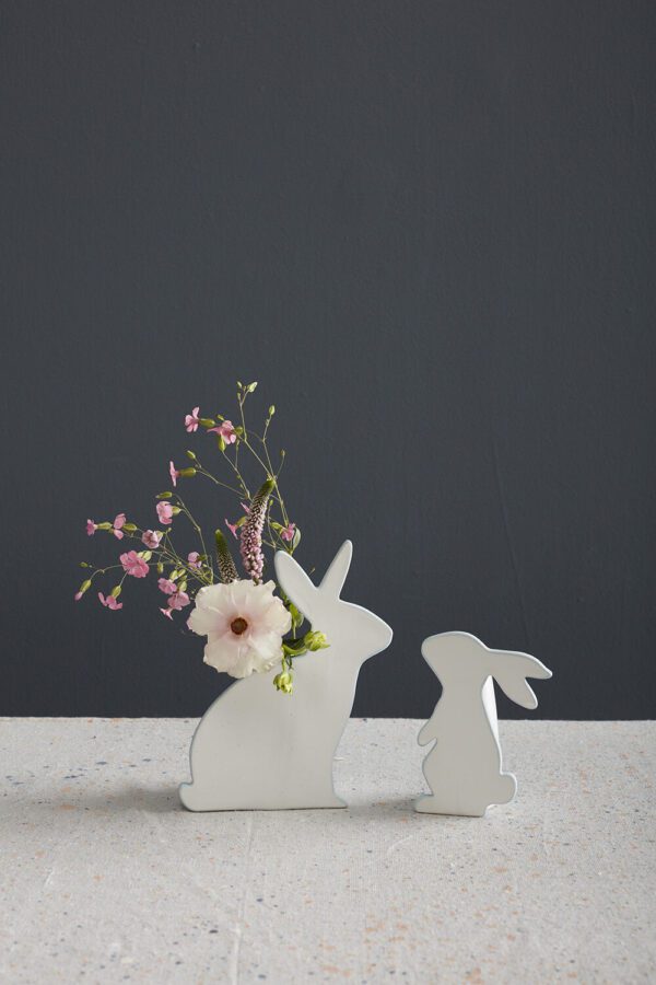 Simple Bunny Vase